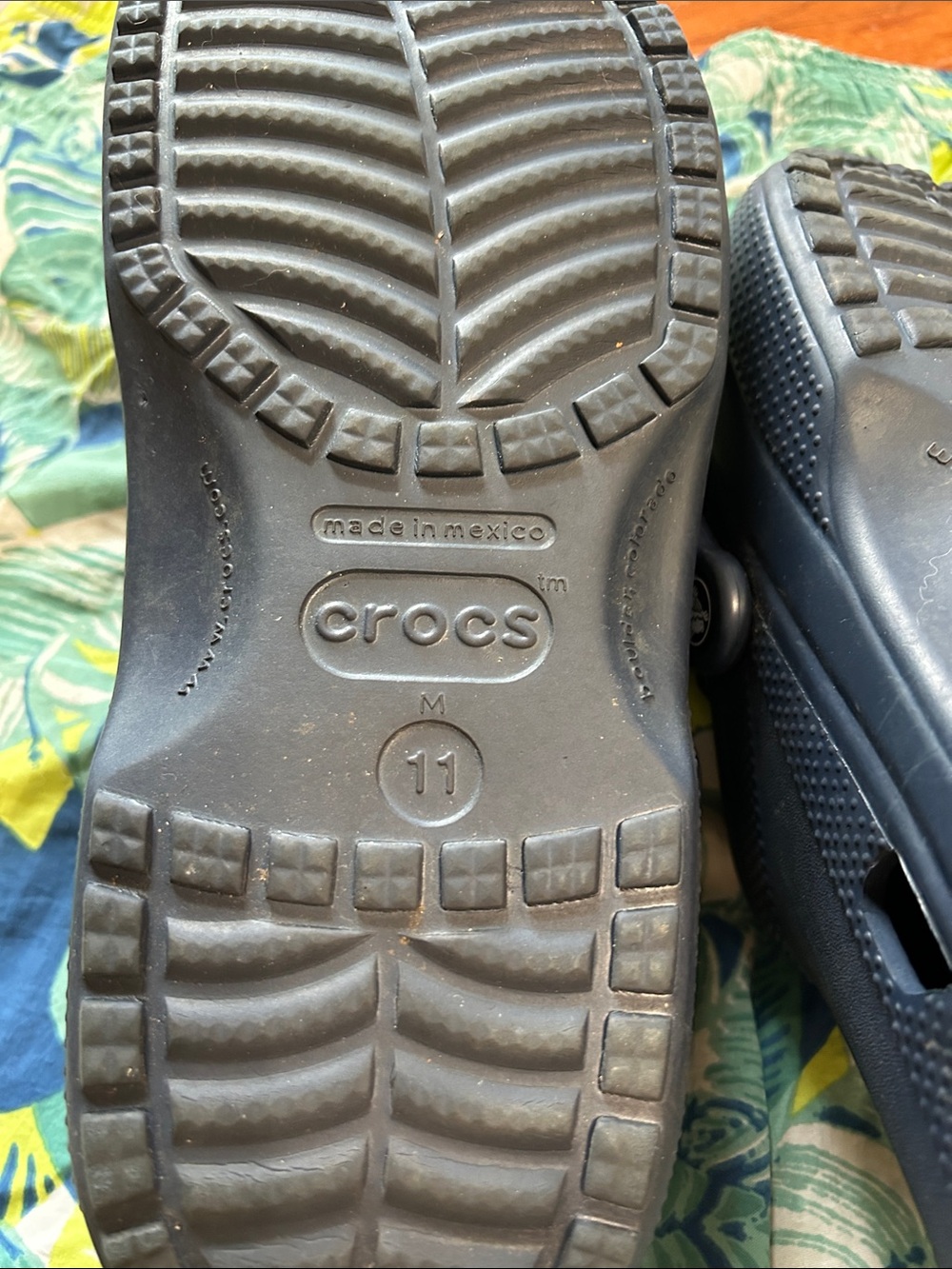Crocs-Navy Size 11 - Picture 4 of 7
